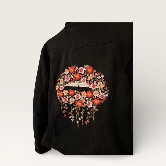 Savanna Jane | Faux Suede Black Floral Kiss Moto Jacket - Picture 6 of 7